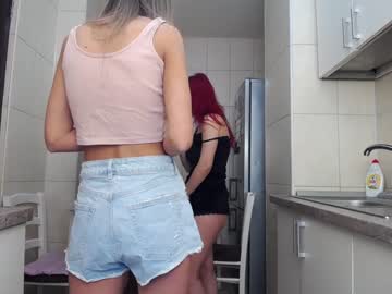 female cam couple nolimitscoupl3 image #1415429