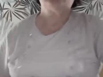 anisia_hot  female  webcam