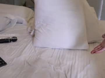 female cam girl _deepthroatgalactica image #2904432