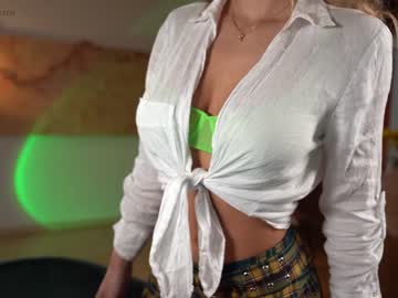 female cam girl chillwithkira image #2928185