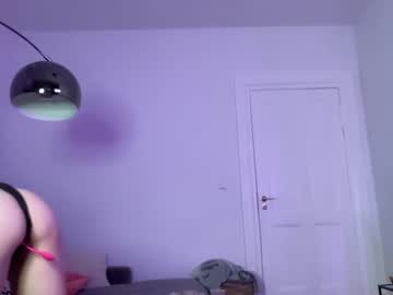 female cam girl strawberryjamx image #3237146