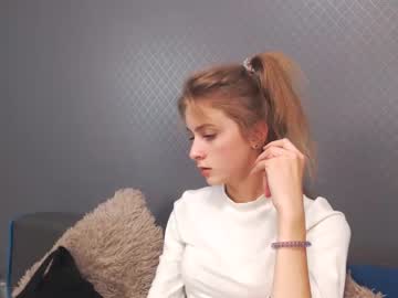 female cam girl mary_liin image #2703367