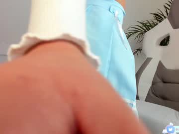 female cam girl pavlovacoluccii_ image #2718837