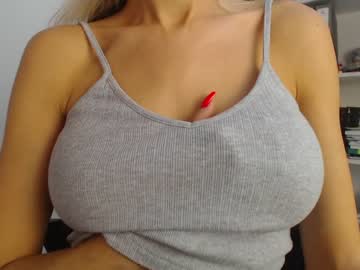 female cam girl eat_mee_out image #2847229