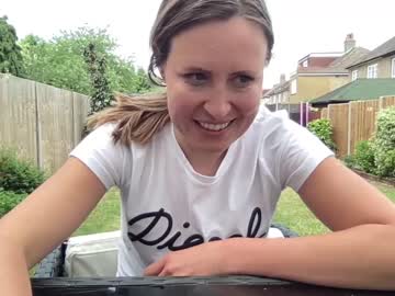 female cam girl eatmypie69 image #1979666