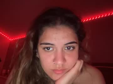 daisycremm  female  webcam