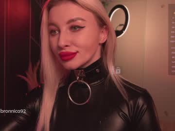 female cam girl bronnica image #3480052