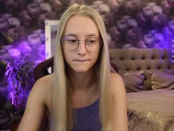 female cam girl angeellina image #3399225