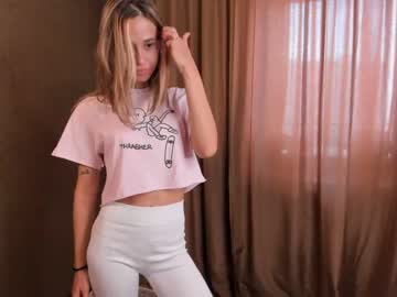 female cam girl sunsmaily image #3920802