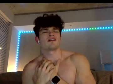 female cam man tylerhero23 image #3918000