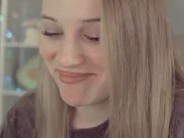 female cam girl mia_milagros image #1451885