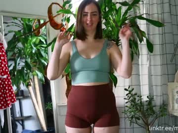 female cam girl maeveminx image #3458598