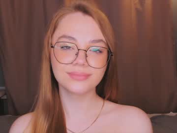 female cam girl darelhickory image #3998523