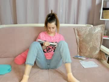 emilybrowne  female  webcam
