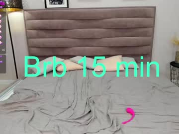 female cam couple gary_and_sandra image #2245155