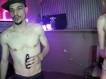 female cam couple stonerwithnoface image #3940488