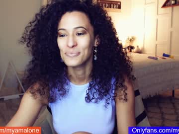 female cam girl blissense image #1731085