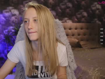 female cam girl angeellina image #1135584