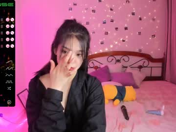 female cam girl aisneon image #1030261