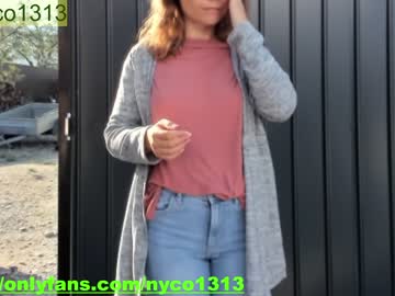 female cam girl nyconik image #2730137