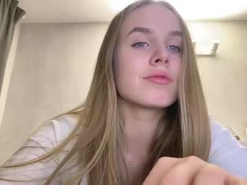 female cam girl da_hong_pao image #3766928