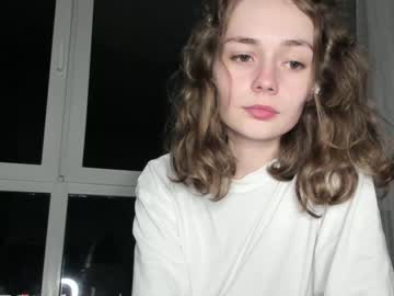 female cam girl mxxnsxsul image #2404978