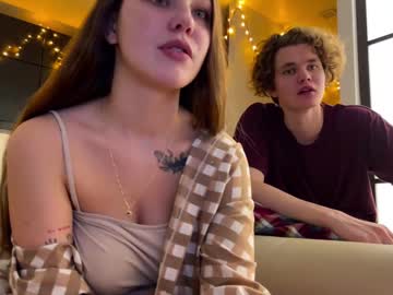 female cam couple di_n_alex image #3171372