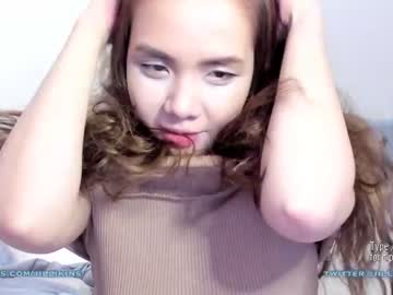 female cam girl jillikins image #3060030
