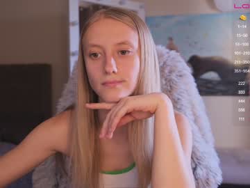 female cam girl angeellina image #247046