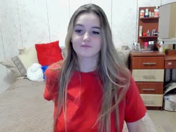 female cam girl emmika_ image #3125994