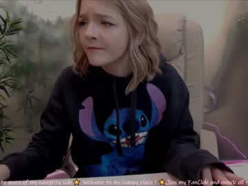 female cam girl ginger_pie image #1982051