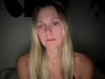 beachbabi  female  webcam