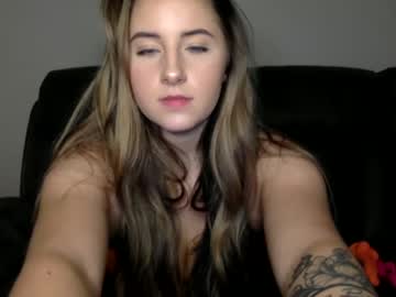 zoeycollinsss  female  webcam