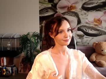 female cam girl jennycutey image #1696272
