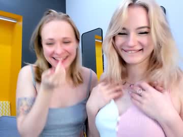 female cam couple _shy_eva_ image #2841547