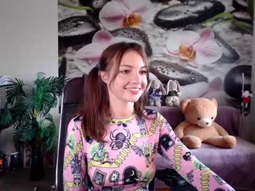 female cam girl jennycutey image #2141558