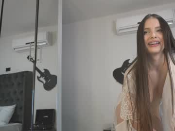 female cam girl venezolanacute image #1020131