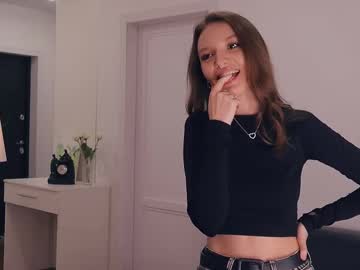 female cam girl maybunyan image #4041397