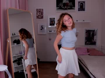 female cam couple lottie_shine image #2711631