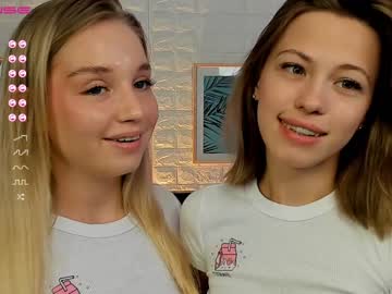 female cam couple huntertiana image #2224418