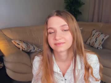 female cam girl harrietbaldwin image #3972571