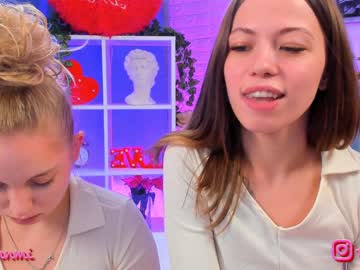 female cam couple huntertiana image #361022