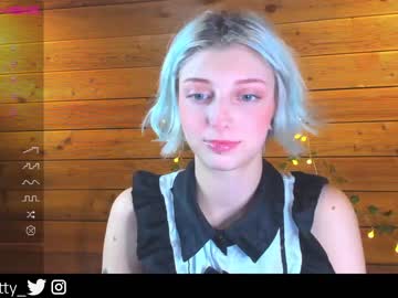 female cam girl lit1le_kitty_ image #2814251
