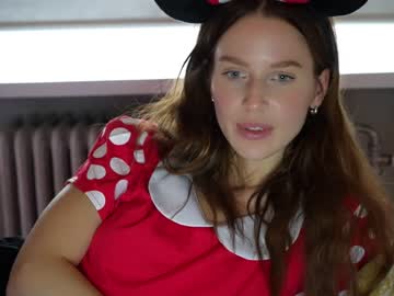 female cam girl ellaa91 image #2940301