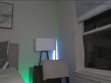 female cam couple ari_lovexo image #2785369