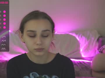 female cam girl dainty_bit image #2126186