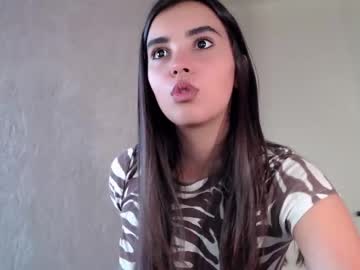 female cam girl nika_la image #2596704