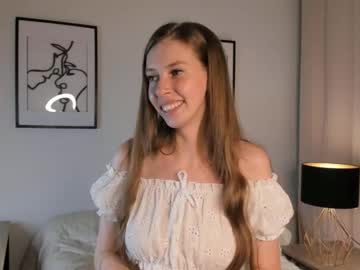 antoniafootman  female  webcam