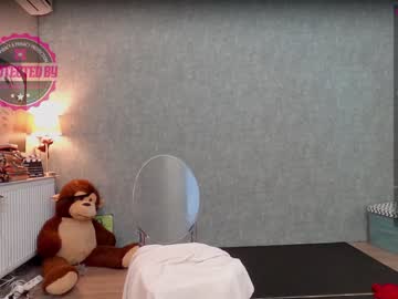 female cam girl monkeylina image #439375