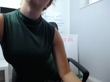 female cam girl yourcrazyneightbor image #2660859